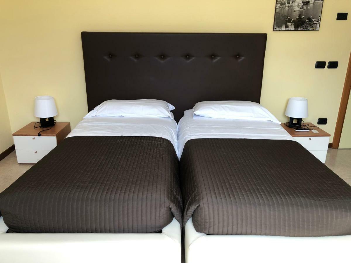Casa Albergo Sorriso (Adults Only) Лимоне-суль-Гарда Экстерьер фото